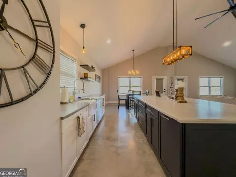 Entry Way - 512 Wheeler Rd, Commerce, GA 30530 photo 1 of 6
