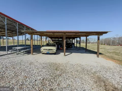 Exterior - 512 Wheeler Rd, Commerce, GA 30530 photo 8 of 11