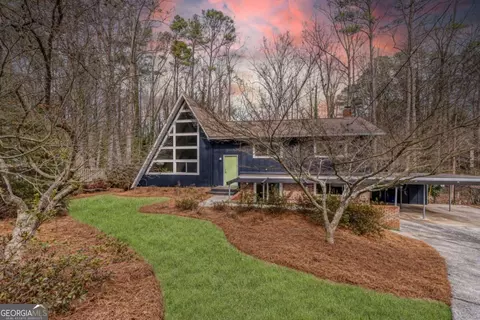 3894 Foxford Dr, Atlanta, GA 30340