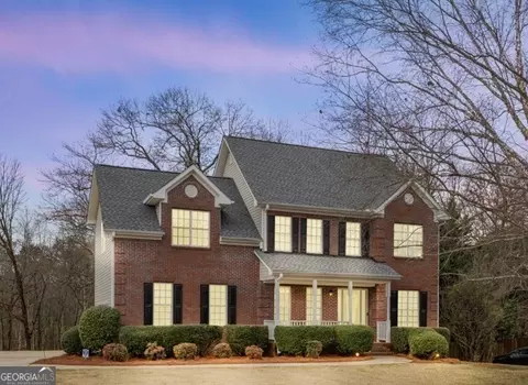20 Lakeside Trl, Covington, GA 30016