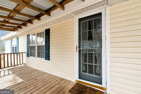 237 Hidden Acres Rd, Winder, GA 30680 photo 2