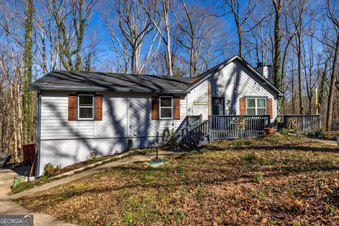 387 Pine Trl, Canton, GA 30115