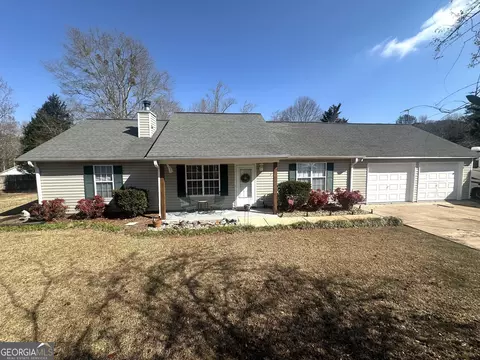 650 Harris Dr, Locust Grove, GA 30248