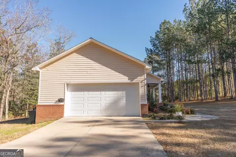 Exterior - 1217 Pine Park Rd, Cairo, GA 39828 photo 3 of 9