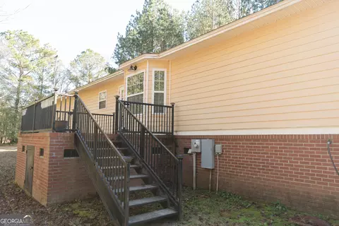 Exterior - 1217 Pine Park Rd, Cairo, GA 39828 photo 5 of 9