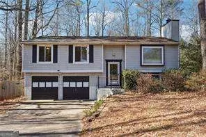 190 Hembree Forest Cir, Roswell, GA 30076