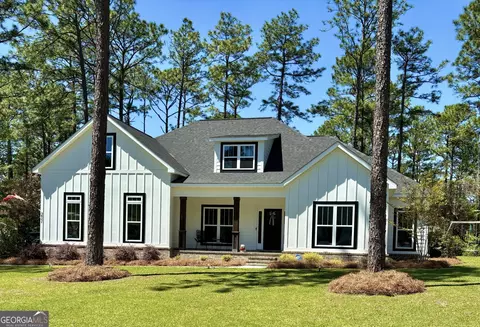 251 Wellington Cir, Statesboro, GA 30458