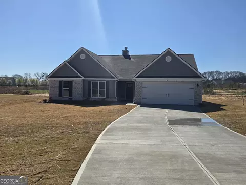 64 Abel Ln #48, Statham, GA 30666