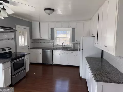 425 Gordon Cir, Lagrange, GA 30240 photo 7