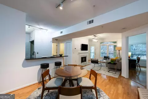 955 Juniper St NE #4229, Atlanta, GA 30309