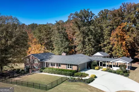 333 Burch Lake Rd, Fayetteville, GA 30215