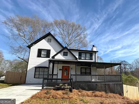 3824 Charlotte Dr, Rex, GA 30273