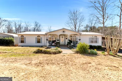 1370 Cronic Town Rd, Auburn, GA 30011