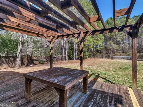 Exterior - 321 Hickory Rd, Jackson, GA 30233 photo 3 of 8
