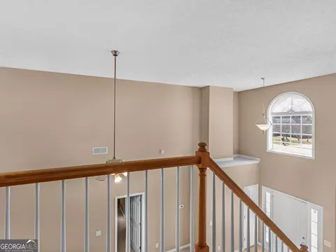 Entry Way - 321 Hickory Rd, Jackson, GA 30233 photo 3 of 4