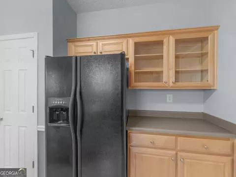Kitchen - 321 Hickory Rd, Jackson, GA 30233 photo 7 of 9