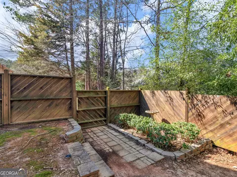 Exterior - 321 Hickory Rd, Jackson, GA 30233 photo 5 of 8