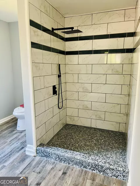 Bath - 23 Hampton Locust Grove Rd, Hampton, GA 30228 photo 6 of 6