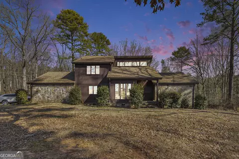 171 Sunnybrook Dr, Hogansville, GA 30230
