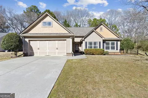 151 Fairfield Dr, Jefferson, GA 30549