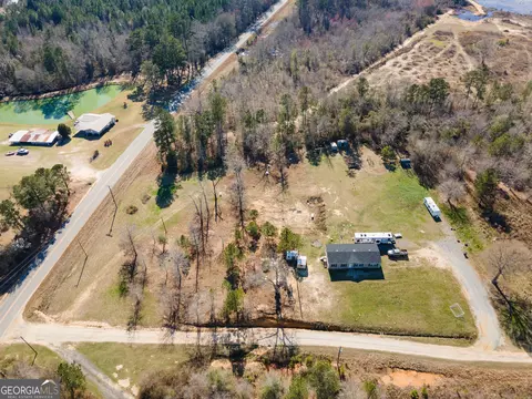 653 Empire Chester Hwy, Cochran, GA 31014