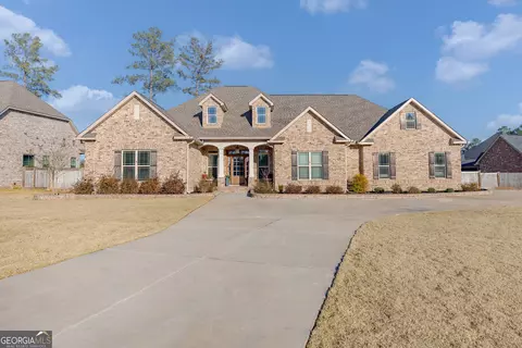100 Pinefield Ct, Kathleen, GA 31047