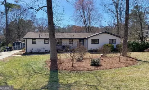 170 Dillard Dr NE, Kennesaw, GA 30144