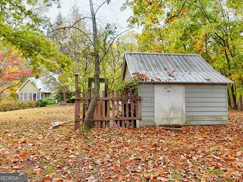 Exterior - 129 Bend N Hickory Rd, Toccoa, GA 30577 photo 24 of 36