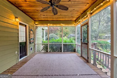 Exterior - 129 Bend N Hickory Rd, Toccoa, GA 30577 photo 14 of 36