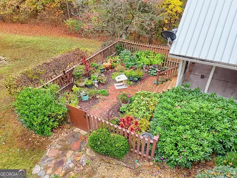 Exterior - 129 Bend N Hickory Rd, Toccoa, GA 30577 photo 34 of 36