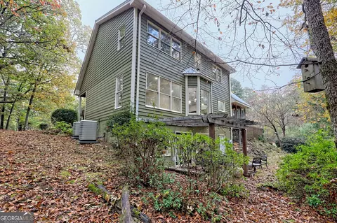 Exterior - 129 Bend N Hickory Rd, Toccoa, GA 30577 photo 8 of 36
