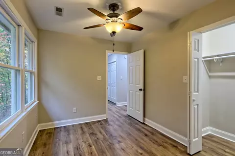 Bedroom - 129 Bend N Hickory Rd, Toccoa, GA 30577 photo 4 of 4