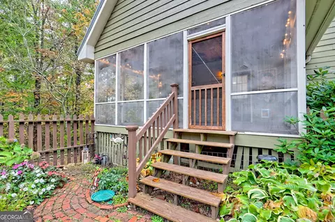 Exterior - 129 Bend N Hickory Rd, Toccoa, GA 30577 photo 19 of 36
