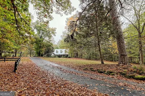 Exterior - 129 Bend N Hickory Rd, Toccoa, GA 30577 photo 22 of 36