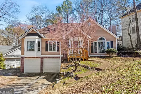 627 Radford Cir, Woodstock, GA 30188