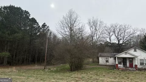 3051 Robert Hayes Rd, Lagrange, GA 30240 photo 2