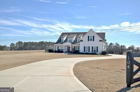 104 Noble View Dr, Senoia, GA 30276