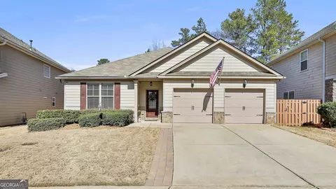 78 Brookview Dr, Newnan, GA 30265