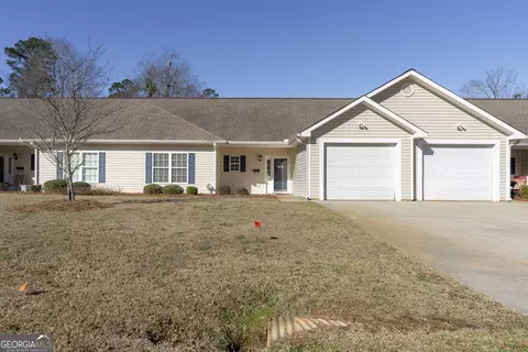 115 Wedgewood Dr #A3, Sandersville, GA 31082