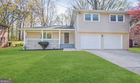 2270 Titan Ridge Dr, Decatur, GA 30035