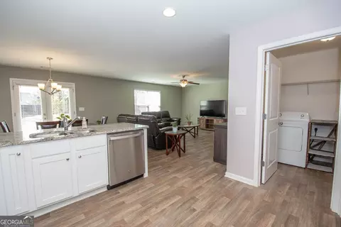 114 Meadowbrooke Dr, Milner, GA 30257 photo 8