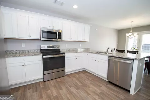 114 Meadowbrooke Dr, Milner, GA 30257 photo 6