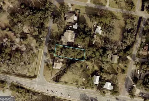 102 Bartlett St, Saint Marys, GA 31558