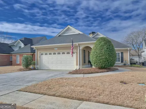 106 Prestwick Way S, Stockbridge, GA 30281