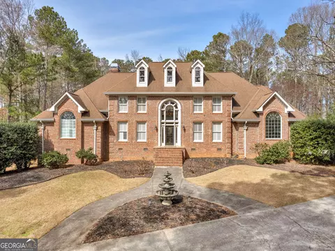 2017 Pine Forest Ct, Jonesboro, GA 30236