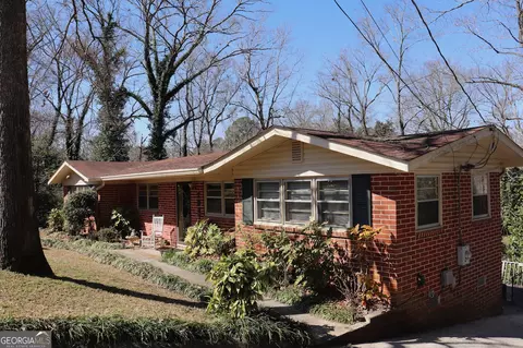2827 Pierce Dr N, Macon, GA 31204