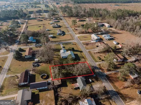 147 Beach Rd, Baxley, GA 31513 photo 4
