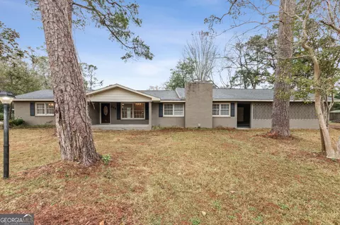 246 W Pine Ave, Kingsland, GA 31548