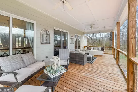Exterior - 1194 Aderhold Rogers Rd, Commerce, GA 30530 photo 5 of 10