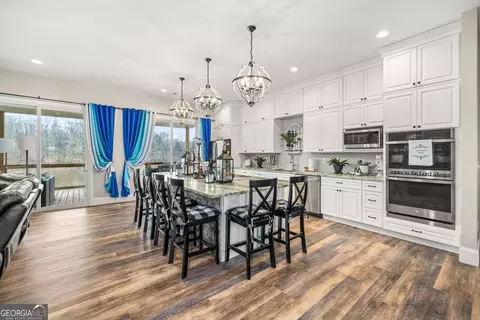 Kitchen - 1194 Aderhold Rogers Rd, Commerce, GA 30530 photo 1 of 4